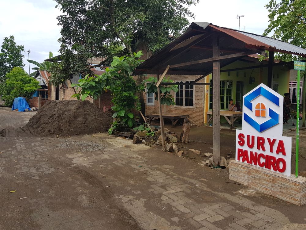 foto gerbang perumahan SURYA PANCIRO