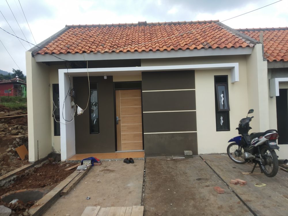 foto contoh rumah perumahan KLARAS CIMANGGUNG HILLS