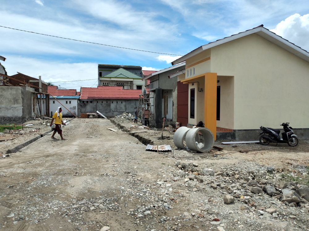 foto posisi tengah perumahan PERUMAHAN BUMI WONGKADITI PERMAI 2