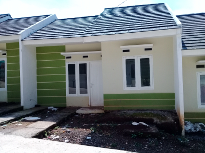 foto contoh rumah perumahan GRIYA KHARISMA