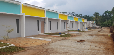 foto contoh rumah perumahan Taman Lily