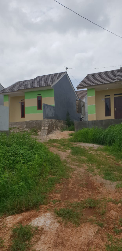 foto contoh rumah perumahan Perum Flosindo Fatukoa II
