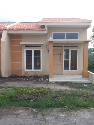 foto contoh rumah perumahan Taman Nirwana