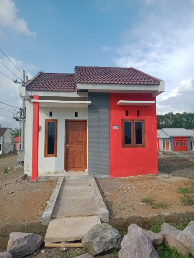 foto contoh rumah perumahan PURI ANTIROGO 3