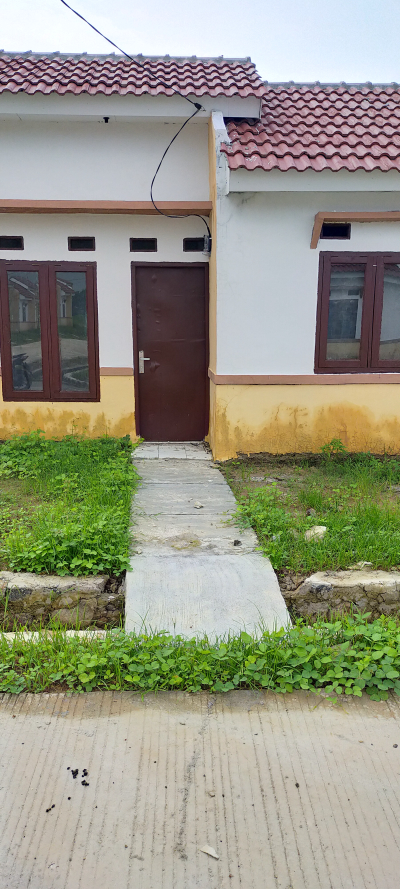 foto contoh rumah perumahan GRAND VILLAGE SEPATAN