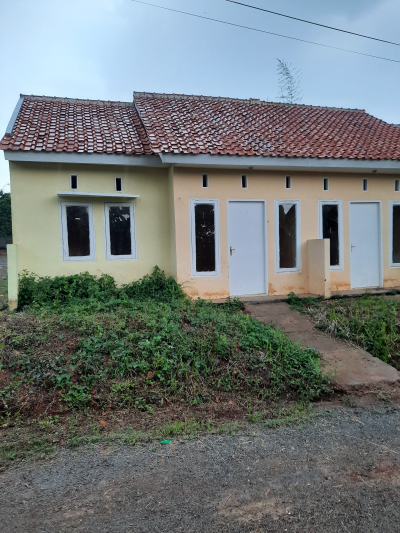 foto contoh rumah perumahan Perumnas Bumi Gandasari