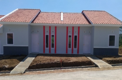 foto contoh rumah perumahan Perumnas Griya Karangpawitan