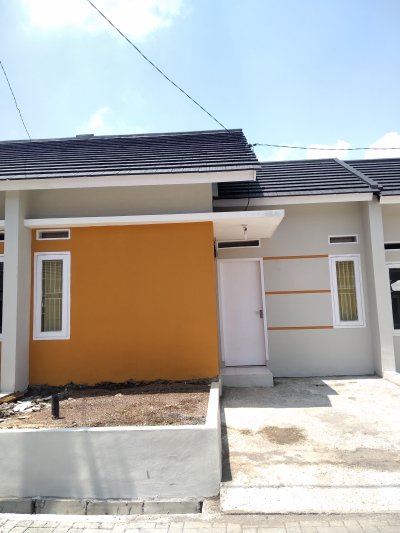 foto contoh rumah perumahan CIGALUMPIT REGENCY