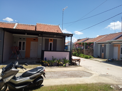 foto contoh rumah perumahan Griya Bhina Karya 2