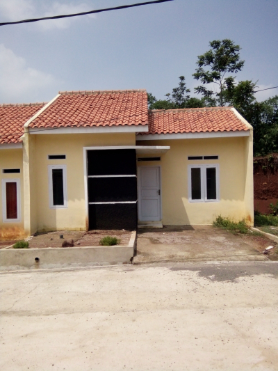 foto contoh rumah perumahan GRAHA NANGGALA MEKAR