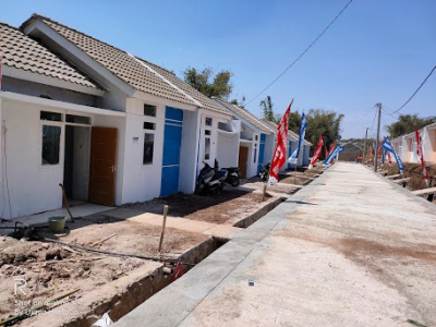 foto contoh rumah perumahan Bumi Padma 