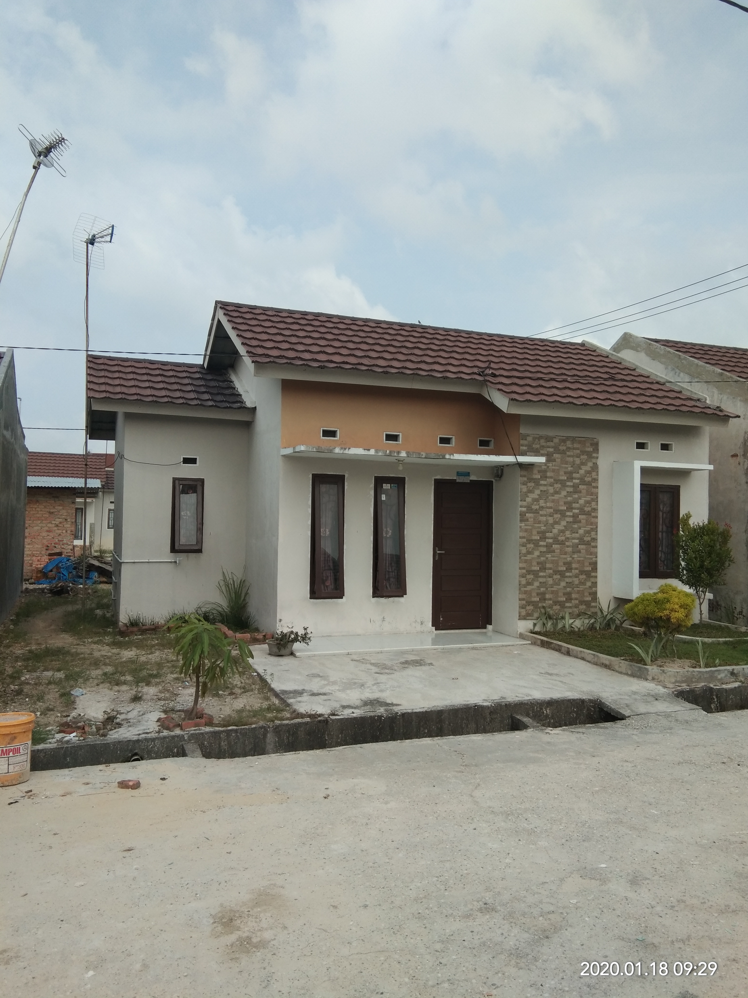 foto contoh rumah perumahan GARUDA SAKTI 45 TAHAP I