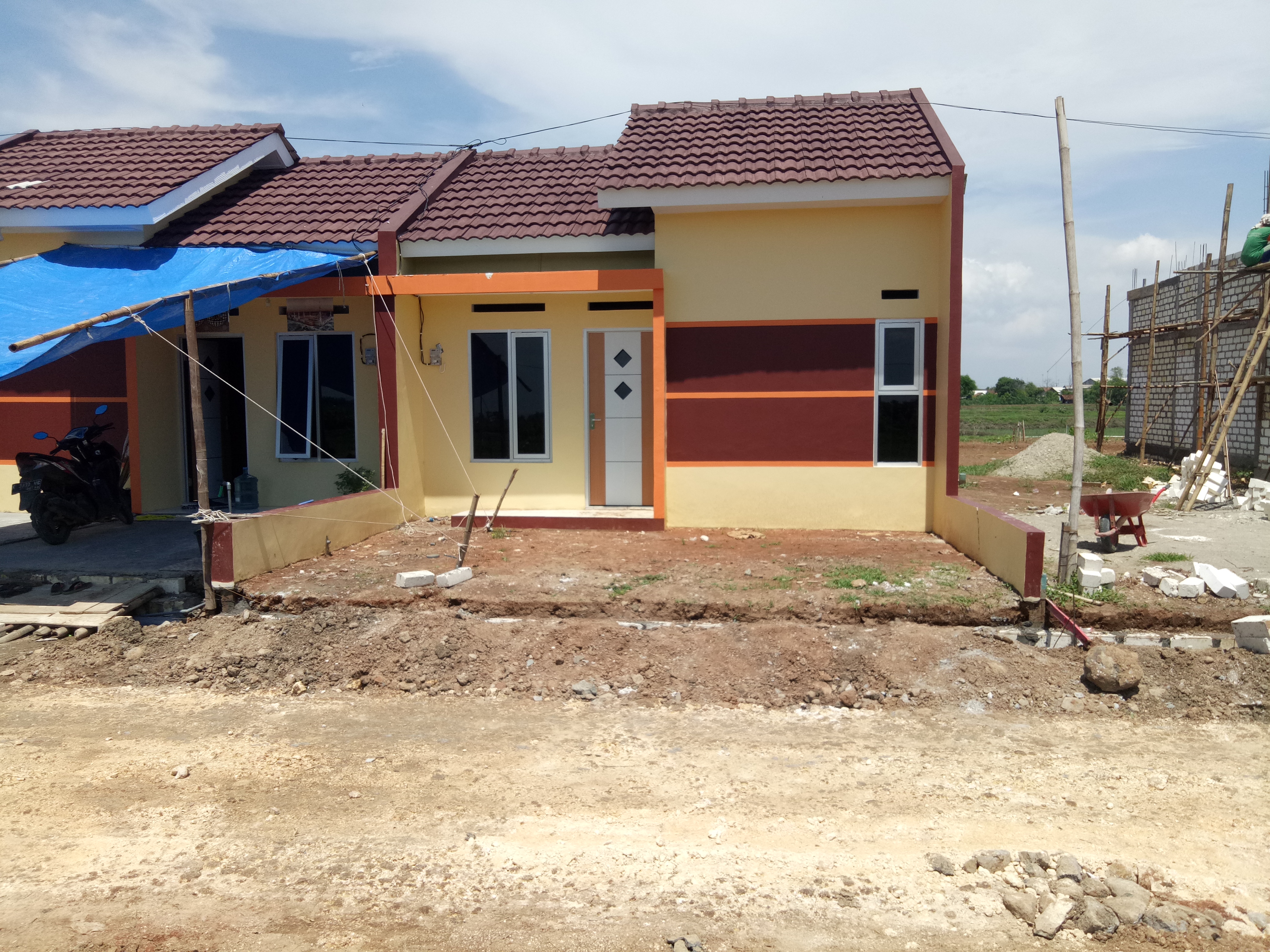 foto contoh rumah perumahan Perumahan Griya Khazanah Asri