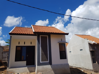 foto contoh rumah perumahan PERUMAHAN GRAHA MADE PROFIL