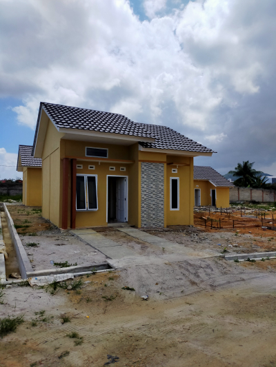 foto contoh rumah perumahan Karya Makmur Residence
