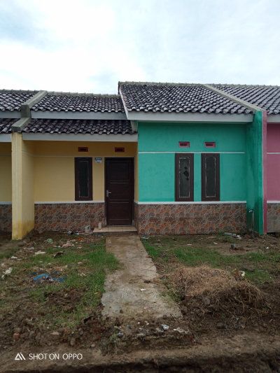 foto contoh rumah perumahan Perumahan pringgading