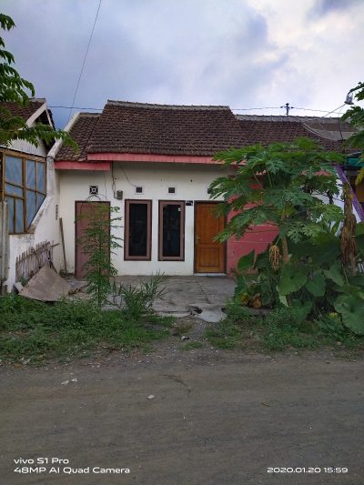 foto contoh rumah perumahan PERUMAHAN ISTANA BANYUPUTIH