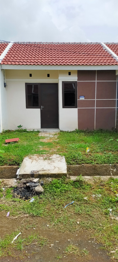 foto contoh rumah perumahan Puri Indah Cihampelas