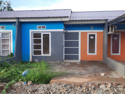 foto contoh rumah perumahan BUMI KAYANA