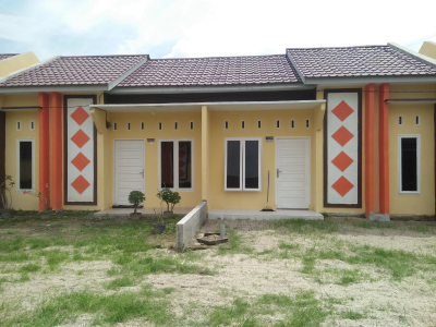 foto contoh rumah perumahan Sureng Permai