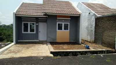 foto contoh rumah perumahan Bumi sukapura indah