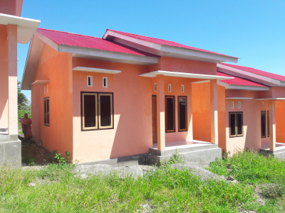 foto contoh rumah perumahan Tomagoba Permai