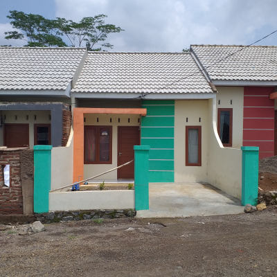 foto contoh rumah perumahan B Regency 9