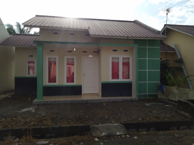 foto contoh rumah perumahan MUTIARA MAS