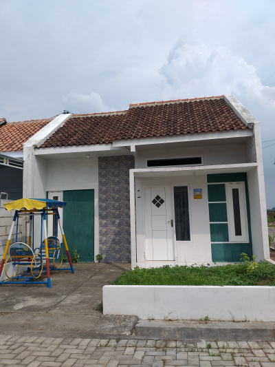 foto contoh rumah perumahan PERUMAHAN GREENLAND SUMBEREJO 2