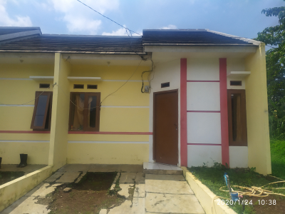 foto contoh rumah perumahan Karang Kencana