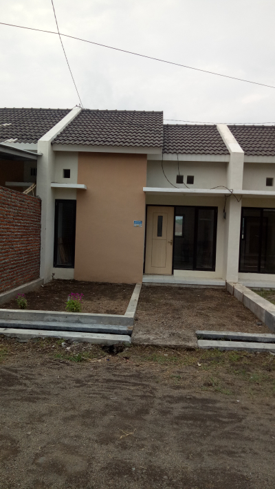 foto contoh rumah perumahan Green garden residence