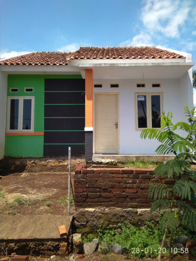 foto contoh rumah perumahan Green margajaya asri
