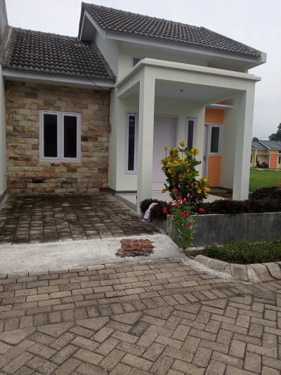 foto contoh rumah perumahan Sriwijaya Land