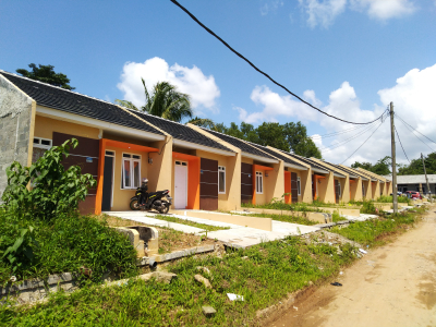 foto contoh rumah perumahan Taman Kirana Surya