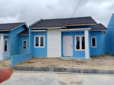 foto contoh rumah perumahan GAPURA GARUDA