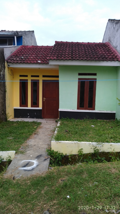 foto contoh rumah perumahan MUTIARA BUMI METRO