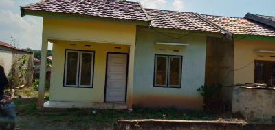 foto contoh rumah perumahan Blerent Villa
