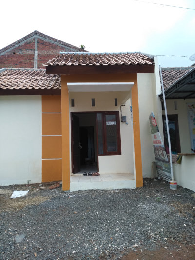 foto contoh rumah perumahan PERUM CURUG SEWU REGENCY