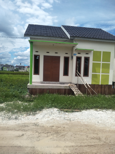 foto contoh rumah perumahan manarap bersinar