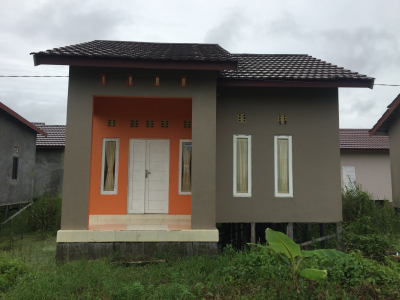 foto contoh rumah perumahan Perumahan Lyandra