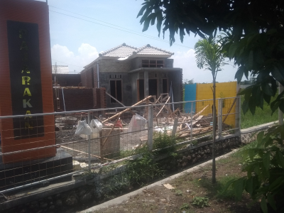 foto contoh rumah perumahan De'Kraton Pajarakan