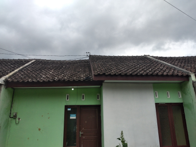 foto contoh rumah perumahan perumahan dhalem ngabean