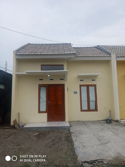 foto contoh rumah perumahan Puri Luhur Asri