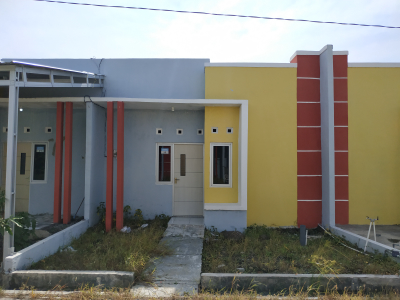 foto contoh rumah perumahan Lentera Karangroto Permai