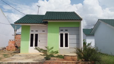 foto contoh rumah perumahan Green mahoni