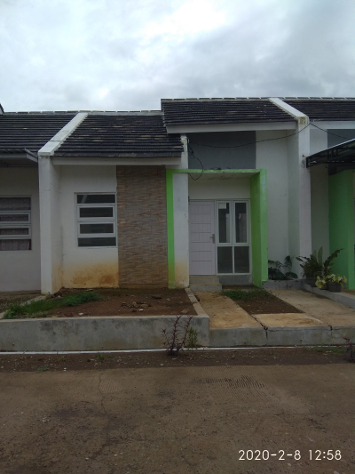 foto contoh rumah perumahan Graha Indah Lestari