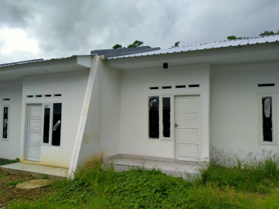 foto contoh rumah perumahan Perumahan Bumi Carlos