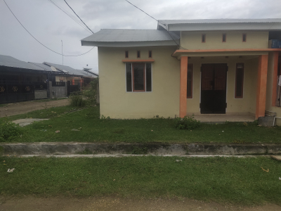 foto contoh rumah perumahan RINDRA PRATAMA IV