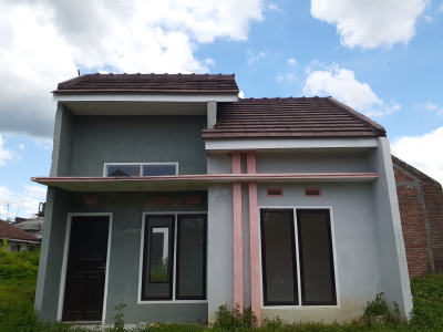 foto contoh rumah perumahan Turen Indah Regency