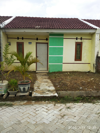 foto contoh rumah perumahan Perumahan Griya Alma